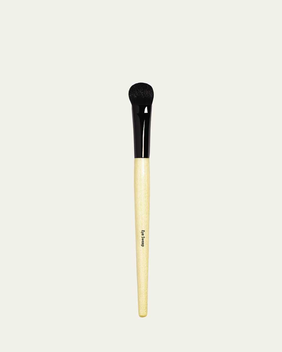 Eye Sweep Brush